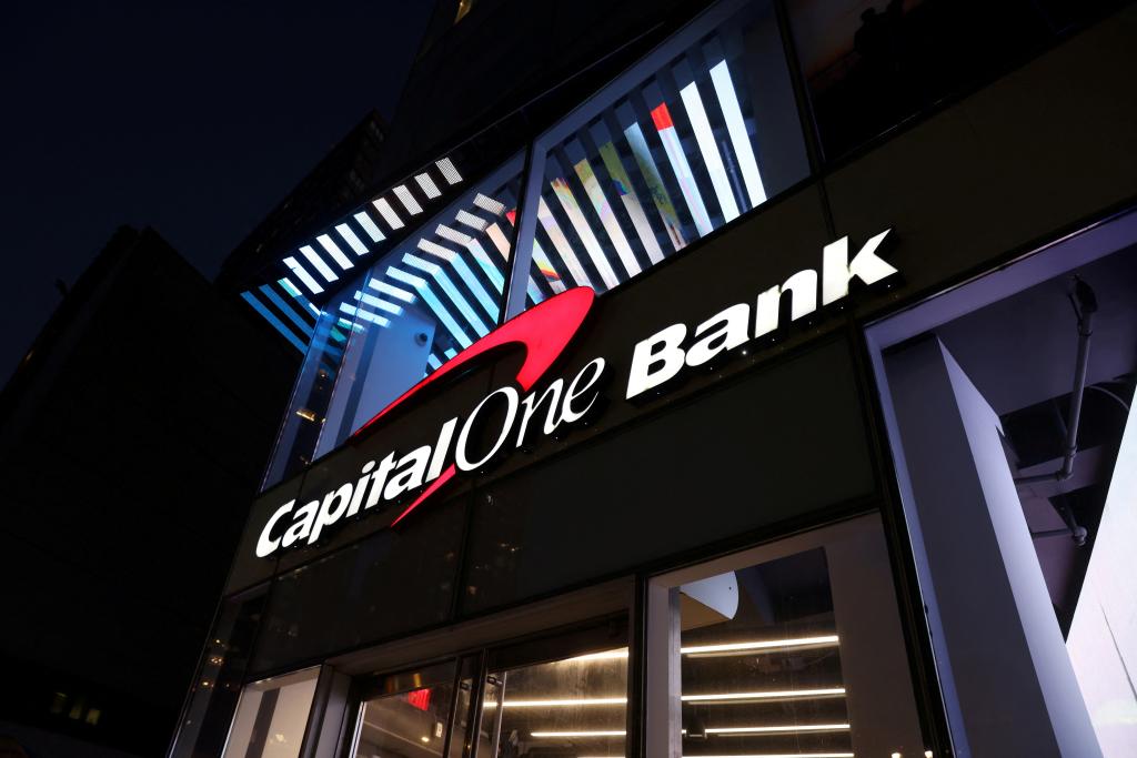 Capital One deceived his customers from over $ 2b to interest payments, claims of explosive lawsuits